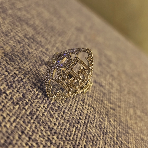 Taylor swift Red (Taylors Version) Ring - Picture 1 of 3